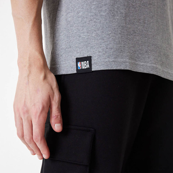 New Era Ανδρική κοντομάνικη μπλούζα Milwaukee Bucks NBA Oversized T-Shirt New Era Ανδρική κοντομάνικη μπλούζα Milwaukee Bucks NBA Oversized T-Shirt